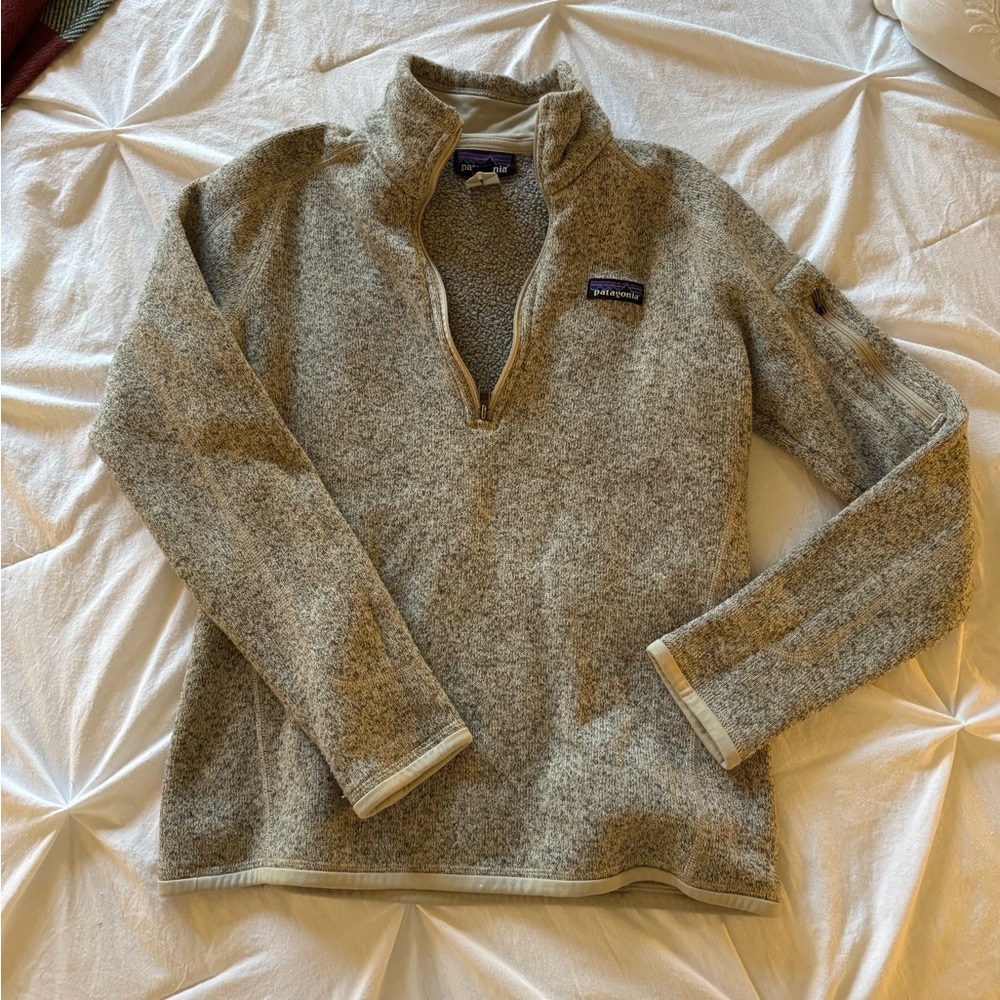 Patagonia Women's Gray Quarter-zip Sweater